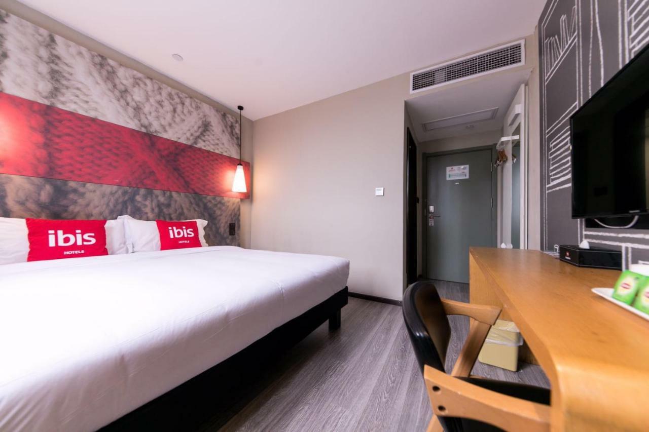 Ibis Shanghai Gubei Exterior foto
