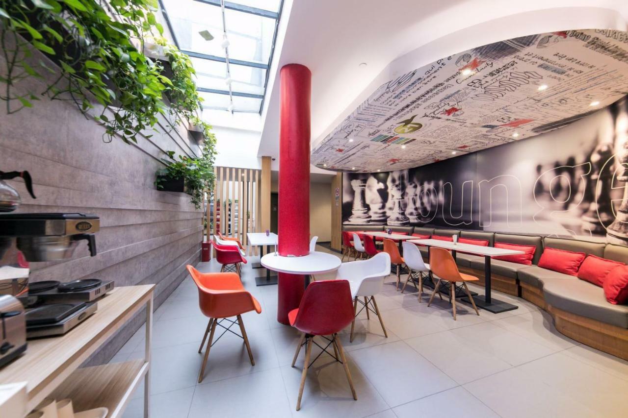 Ibis Shanghai Gubei Exterior foto